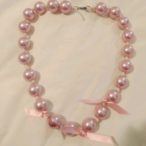 Vintage necklace authentic Dec 50 with pearls in pastel colors new