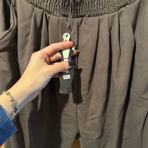 Beige dark sweatpants with elastic waist new