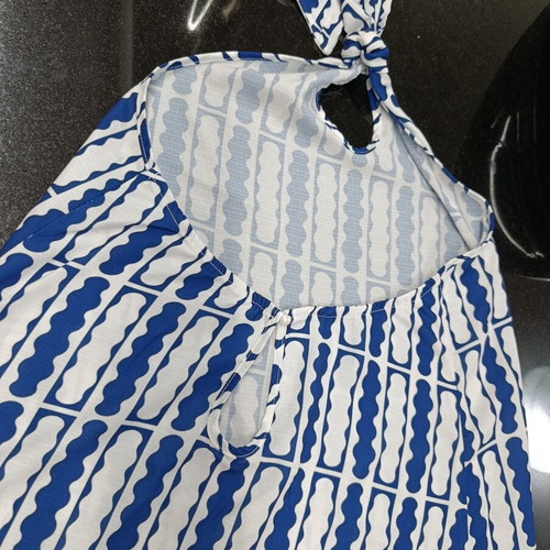 Summer sleeveless dress with back tie Shein new, white and blue, size M