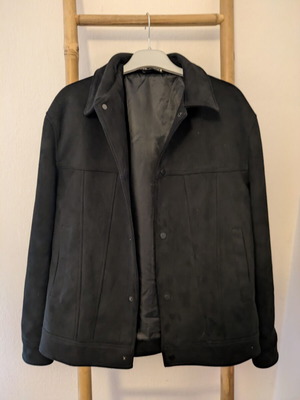 Zara jacket used, size L, black
