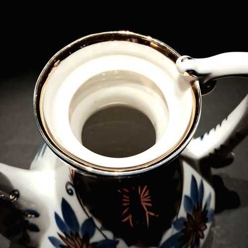 Phoenix Kislovodsk porcelain teapot like new, vintage Russian decoration