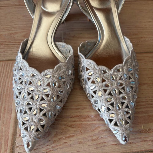 Silver pumps like new, size 39