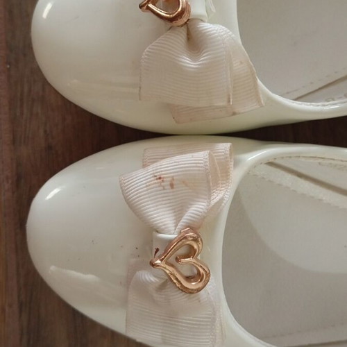 Nelli Blu white patent ballerina shoes size 32
