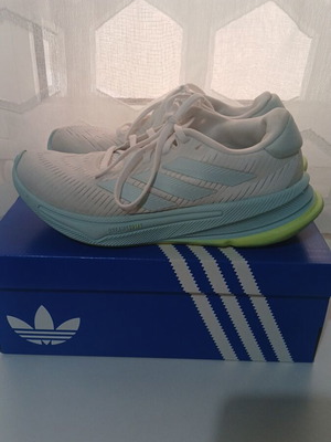 Adidas women's athletic shoes used, size 36, white and turquoise
