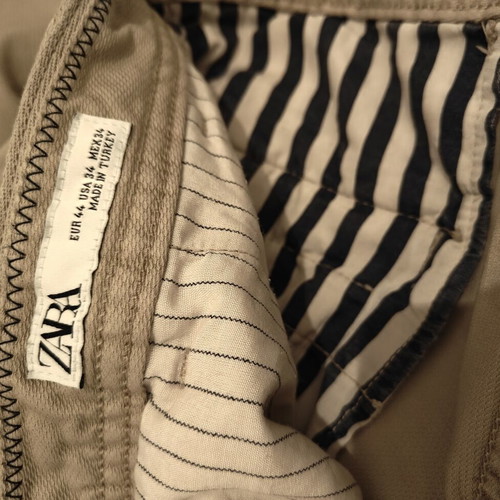 Zara men's beige chino pants size EU44 used