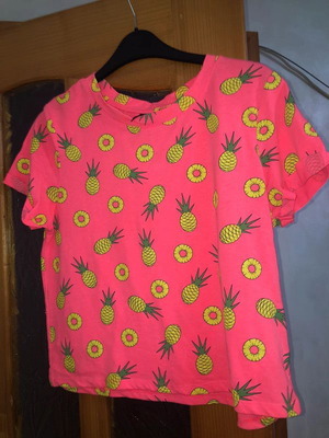 Sinsay T Shirt Crop used, pink with pineapples, size M