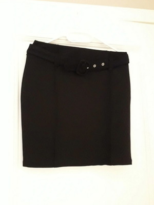 Pink Woman black skirt like new, size L