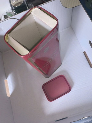 Johnnie Walker box used