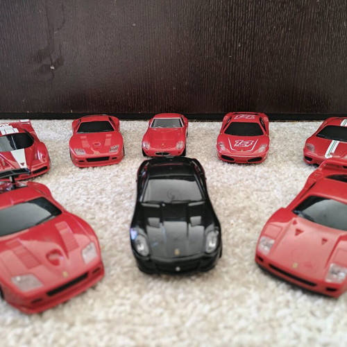 Ferrari toy car collection used, pack of 8 pieces