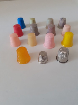 Plastic and metal thimbles new