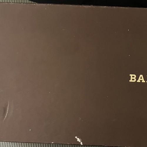 Bally shoebox slightly used