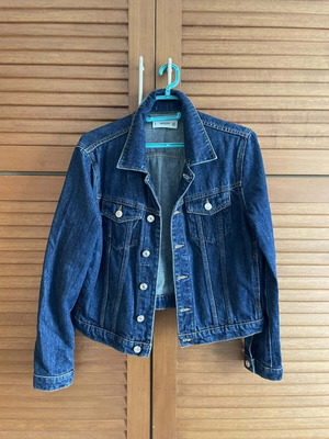 MANGO Denim Jacket κλασικό τζιν μπουφάν Medium σαν καινούργιο, μπλε