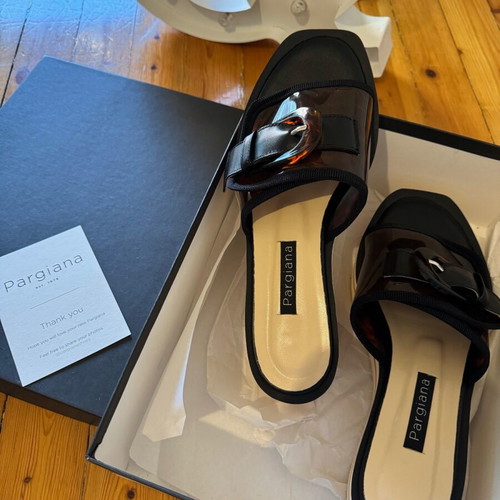 Pargiana platforms new, size 40, turtle pattern