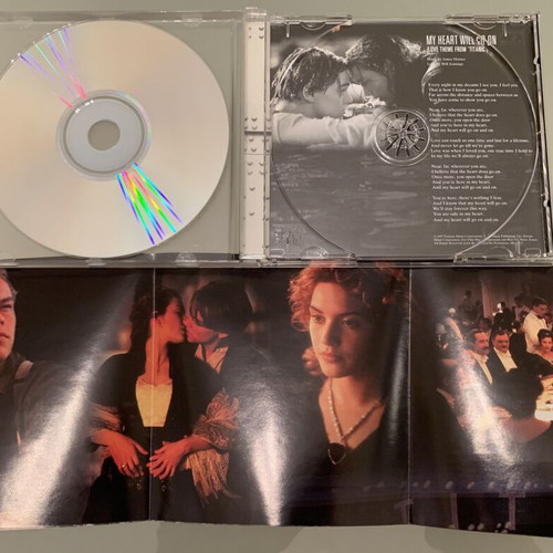 Titanic Soundtrack CD Album like new, 1997