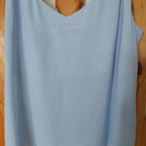 Glassons light blue summer top like new, size XXL 44 16