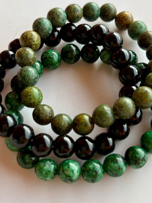 Natural Stone Bracelet Set new, 3-piece green and black beads
