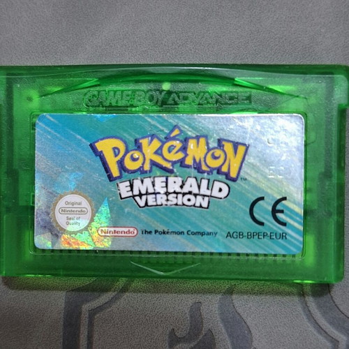 Pokemon Emerald Game Boy Advance cartridge used, authentic with dry battery