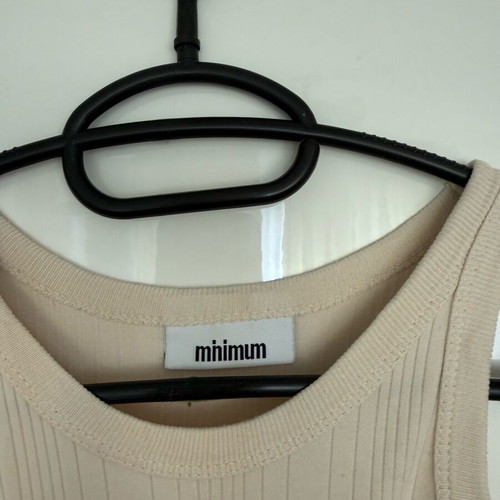 Minimum beige tank top like new, size M