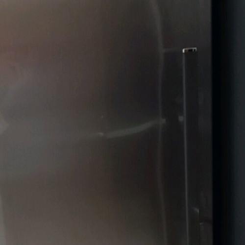 Καταψύκτης Whirlpool inox σαν καινούργιος με βαθιά συρτάρια