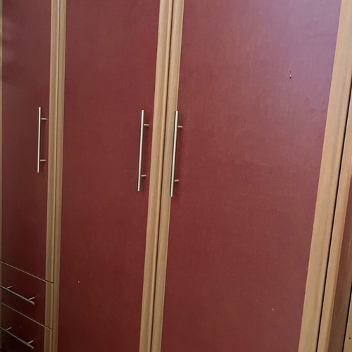 Clothing closet bakelite new, built-in