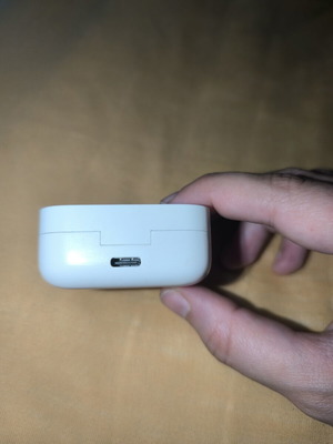 Mi wireless earbud used, left side only, Bluetooth