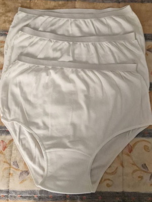 Lingerie set size 60 new, white