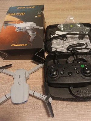 E99pro drone mini, lightweight, foldable, ideal for beginners