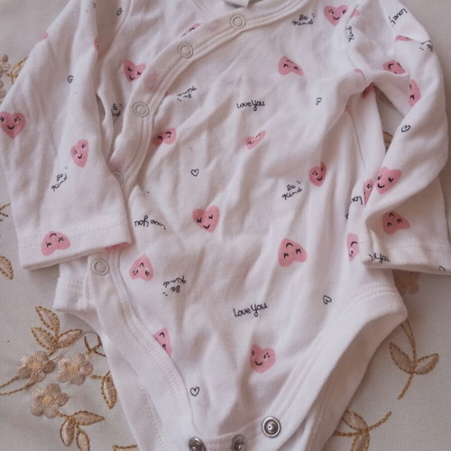 Baby romper 56cm with yellow mark