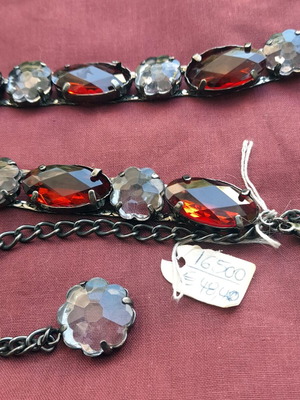 Vintage metal chain belt with red faceted stones, new