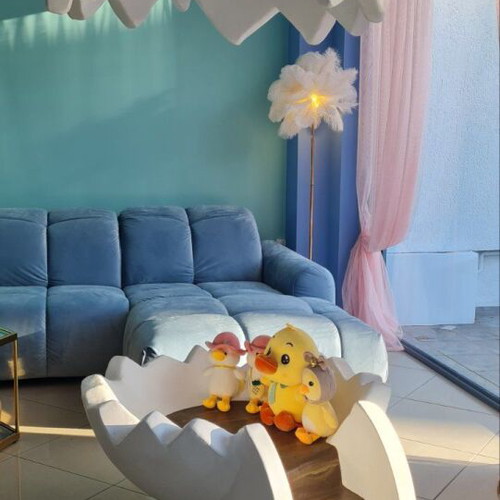 Professional children's play area equipment like new for creative activities