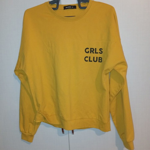 Pink Woman Yellow Crop Sweatshirt GRLS CLUB size M new