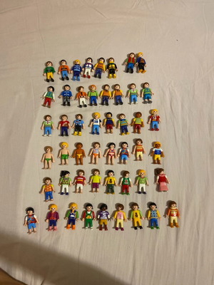 Playmobil figures used, set of children