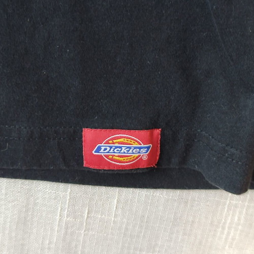 Dickies T-shirt size M black with Y2K tribal print like new
