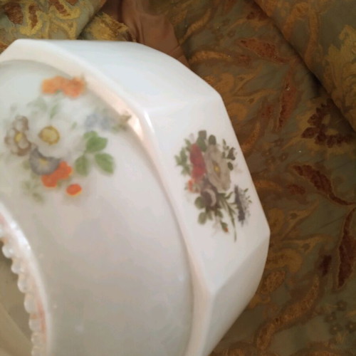 Vintage opaline lamp used with flowers from 1960