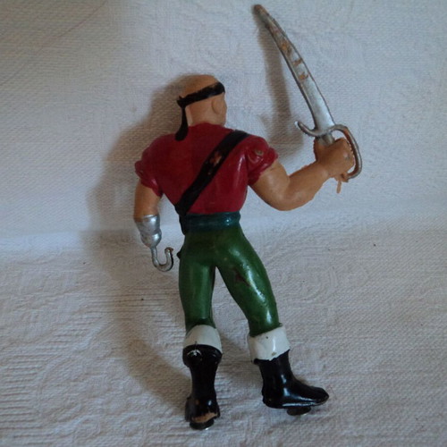 Action figures used, pirate, punk and Nestle Batman set of 3