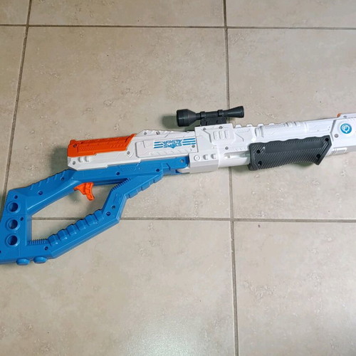 Nerf-like pistol like new, foldable without target
