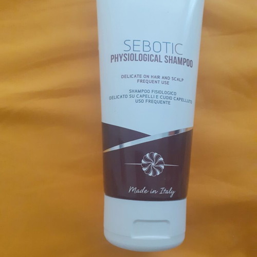 Sebotic Galenia shampoo like new for frequent use