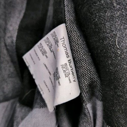 Burberry trench coat XXL black like new