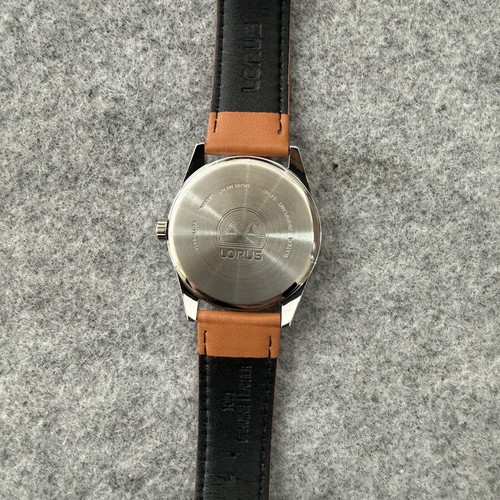Lorus R3A61AX9 men's watch, chronograph, leather strap