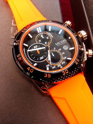 Stylish sports watch new, waterproof, chronograph, luminous hands
