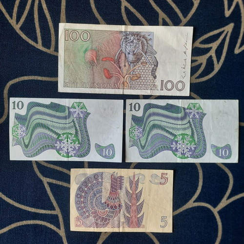 Sweden collectible banknotes - 5, 10 & 100 kronor