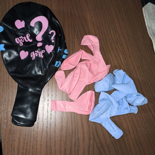 Gender reveal balloons new, 6 blue and 6 pink with confetti