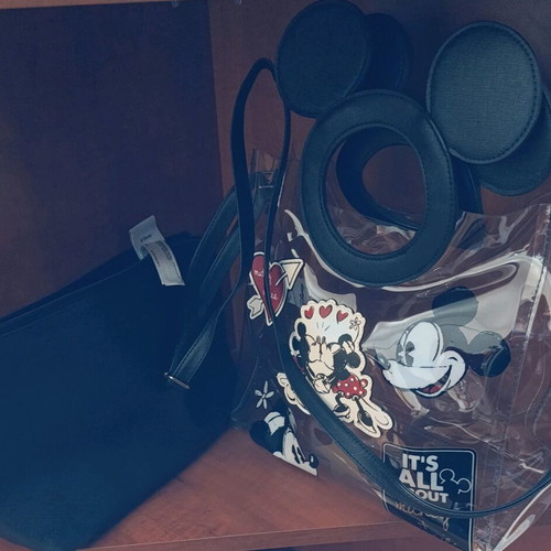 Disney shoulder bag like new, black and white