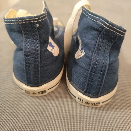 Baby All Star Converse shoes like new, size 23, blue