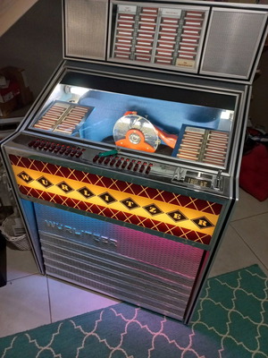 Wurlitzer Lyric Jukebox used, functional model