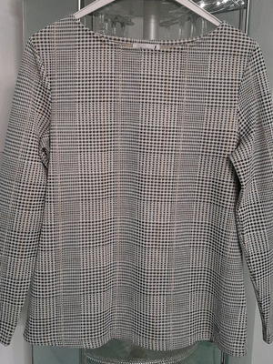 Blouse-Top new size M with chic style