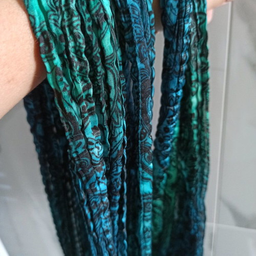 Bijou Brigitte scarf new in petrol-emerald with paisley pattern
