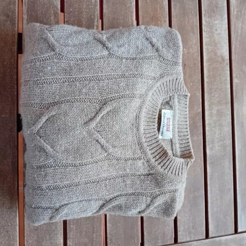 Sisley sweater like new, pure new wool, beige