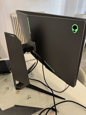 Alienware Monitor 240Hz 1ms GSync Like New