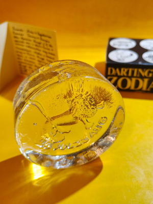 Decorative collectible crystal Zodiac Leo item new